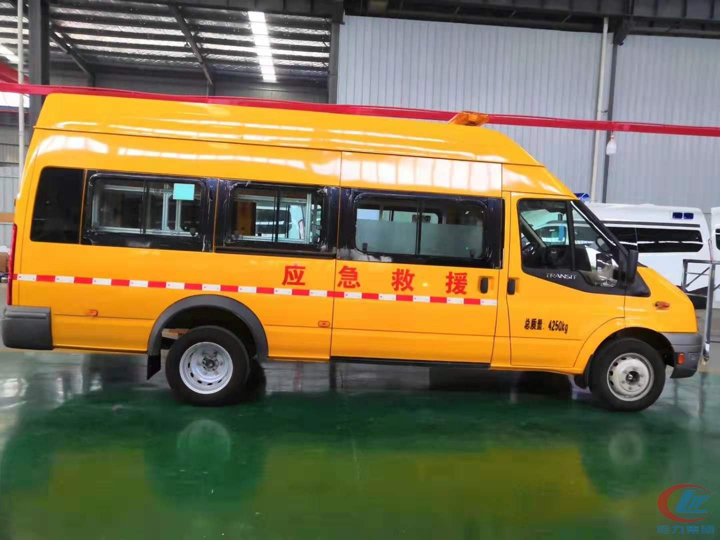 福特新时代客运版救护车，福特应急救援车